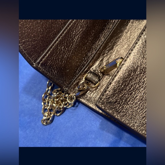 Coach NWT Crossbody bag gold/ dust bag - Picture 12 of 12